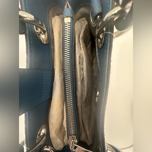 NWT Michael Kors Cynthia Satchel MSRP $348 - Picture 6 of 10